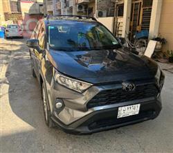 تۆیۆتا ڕاڤ 4